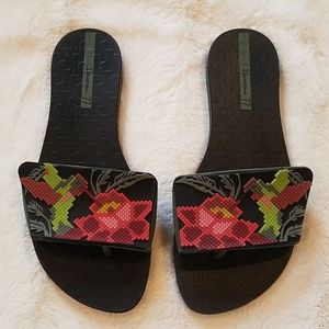 Hummingbird Sandals